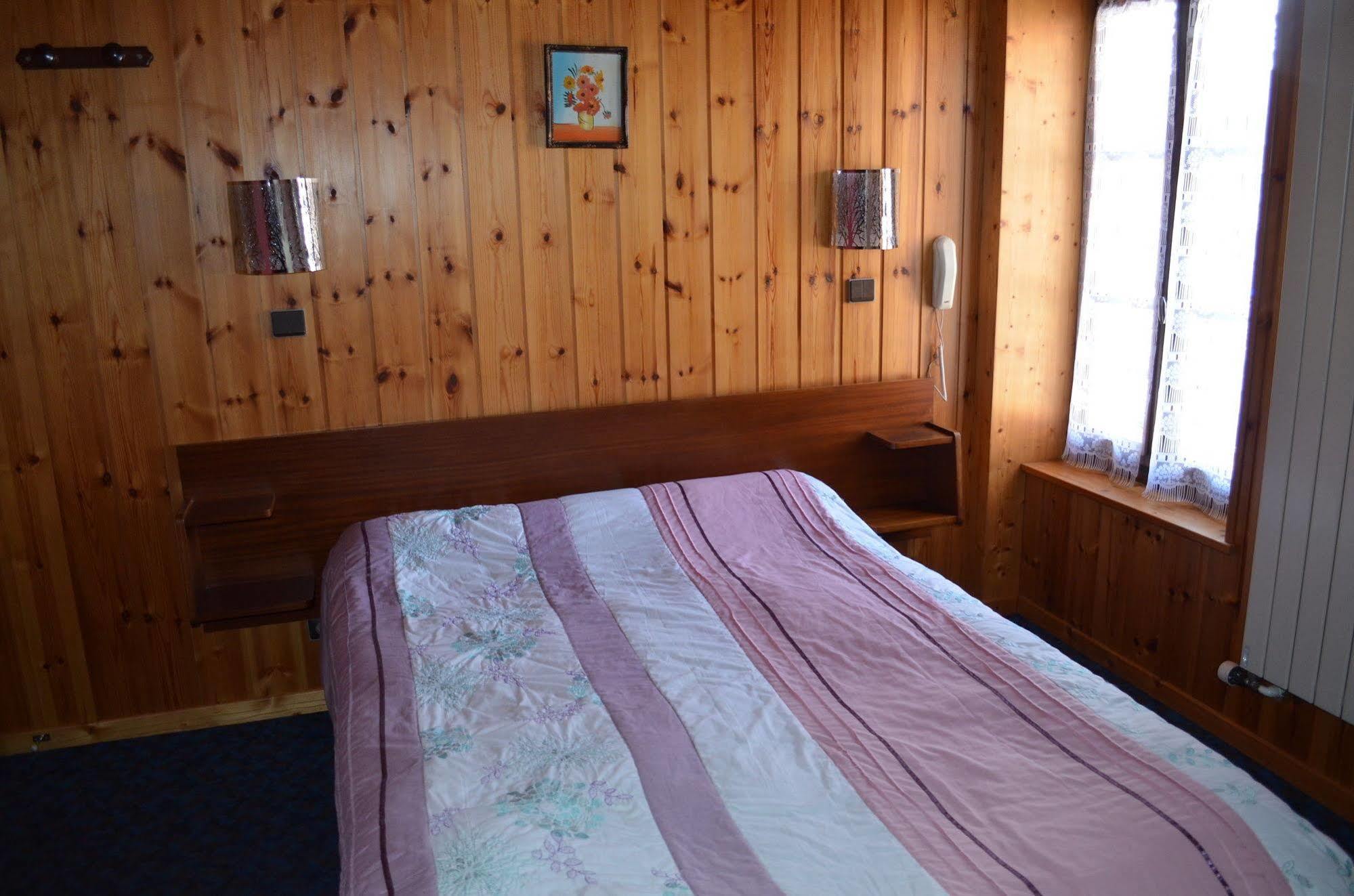 Les Touristes Hotel Abondance Ngoại thất bức ảnh